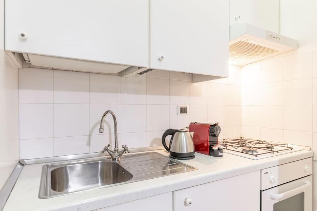Appartamento Con Ac-Wi-Fi- Centro A 7 Min Savona Bagian luar foto